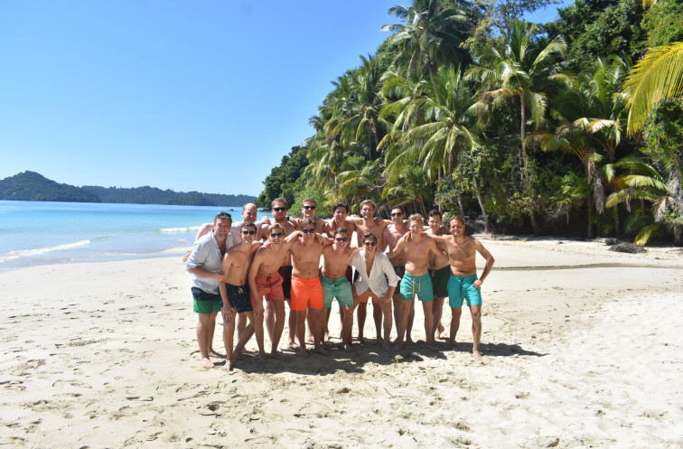 Julius van der Zee Vindicat